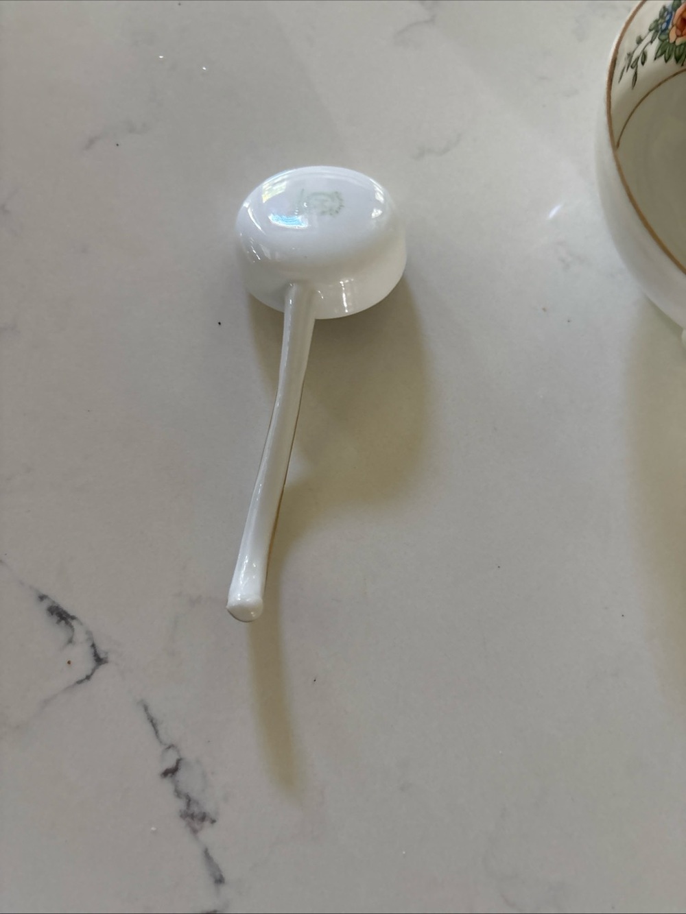 Noritake White Porcelain Serving Bowl and Ladle with Floral Trim - Picture 16 of 16